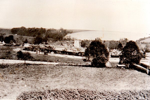 view-from-devizes-road9B6DFBEF-6154-7EB1-0054-BCABB9171D10.png
